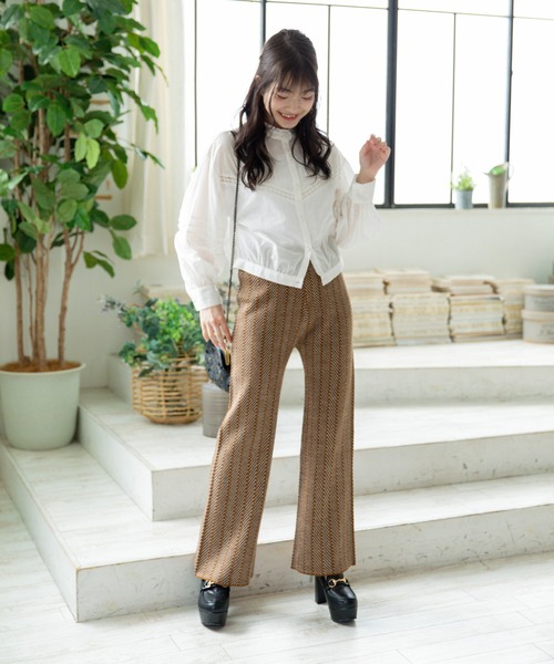 Mysa&Liina（ミーサリーナ）の「柄編みニットフレアパンツ（その他パンツ・レディース・ブラック/グリーン/キャメル・M）」の17枚目の写真