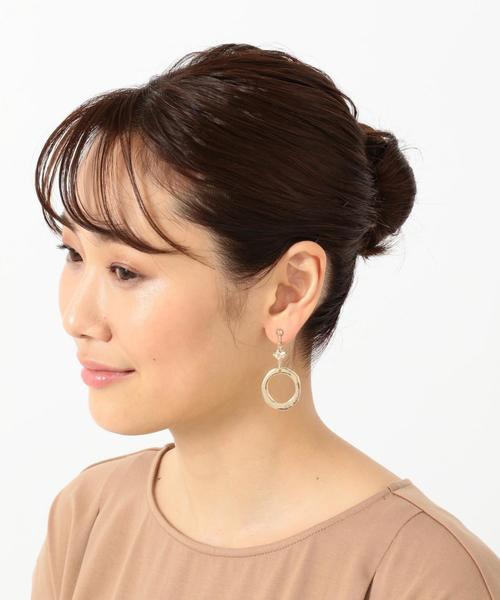 ANY SIS（エニィスィス）の「オーバルモチーフ イヤリング（イヤリング・レディース・ゴールド系/シルバー系・2）」の7枚目の写真