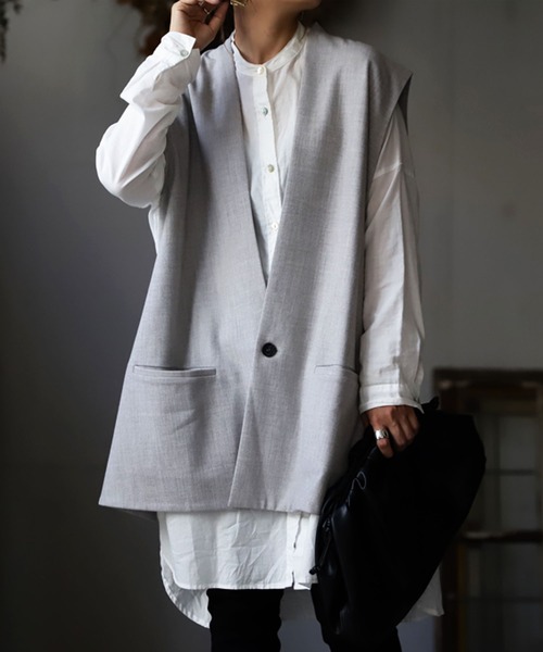 antiqua（アンティカ）の「スリーピース風デザインベスト（ベスト・レディース・ブラック/グレー・FREE）」の2枚目の写真