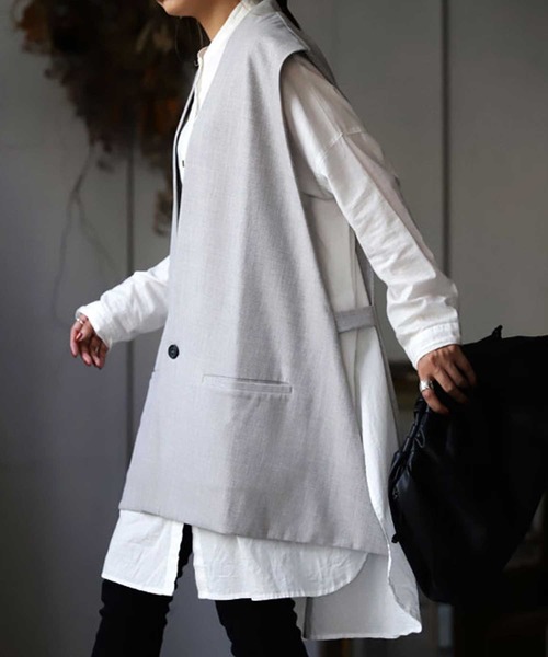 antiqua（アンティカ）の「スリーピース風デザインベスト（ベスト・レディース・ブラック/グレー・FREE）」の4枚目の写真