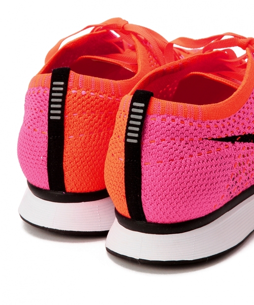 EN ROUTE（アンルート）の「NIKE FLYKNIT RACER●（スニーカー・メンズ・ピンク/パープル・8/9h/9/8h/11/10/7h）」の4枚目の写真