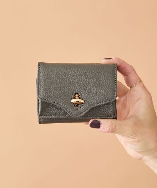 HASHIBAMI(ハシバミ)の「【HASHIBAMI】ニュー ジーン ミニウォレット(財布・レディース・ブラック/ベージュ/グレー/レッド/ライム/イエロー/オレンジ/ラベンダー/Cream/イエロー系その他/ピンク系その他/スモークピンク/スモーキーグリーン系/ライトピンク/グレイッシュブルー/ナチュラル/マジェンタ/サックスブルー/ミント/オレンジ系/イエロー系/ライラック/ピーコックグリーン系/ブロンズ/ボルドー/グリーン/ライトイエロー/ライトグリーン/コーラルピンク/サンドベージュ/モスグリーン/ブラウン/ペールイエロー/ベビーピンク/チェリーピンク/アクア/レモンイエロー/ふじ色系/ライトオレンジ系/ライトグリーン系/チャコールグレー/シルバー/ローズ系/ゴールド/ダークグリーン/イエロー系その他2/モカ/ライトブルー/エメラルド/ネイビー系/シャンパン/ライトブラウン・FREE)」の3枚目の写真