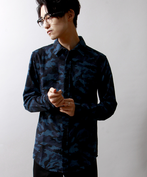 WEGO(ウィゴー)の「WEGO/カモフラプリントネルシャツ(シャツ/ブラウス・メンズ・カーキ/ネイビー・LARGE/MEDIUM)」の2枚目の写真