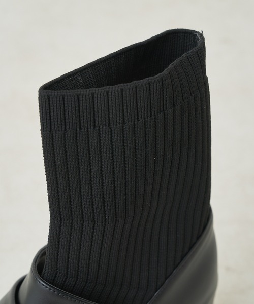 Chico(チコ)の「ソックスヒールローファー(ローファー・レディース・ブラック/ライトベージュ・SMALL/MEDIUM/LARGE)」の4枚目の写真