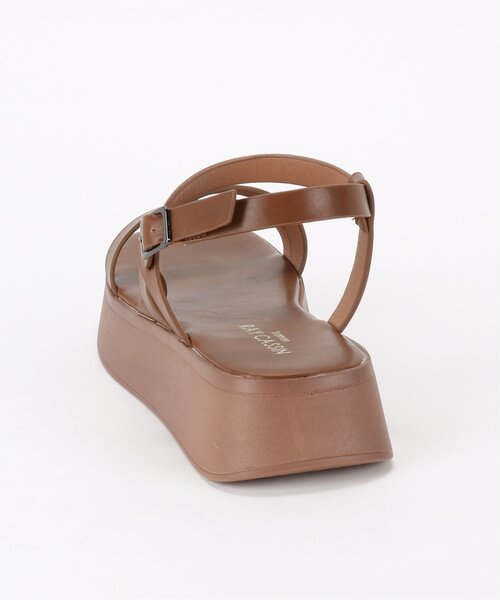 frames RAY CASSIN(フレームスレイカズン)の「スクエアトゥー厚底サンダル(サンダル・レディース・ブラック/ブラウン/キナリ・SMALL/MEDIUM/LARGE)」の6枚目の写真