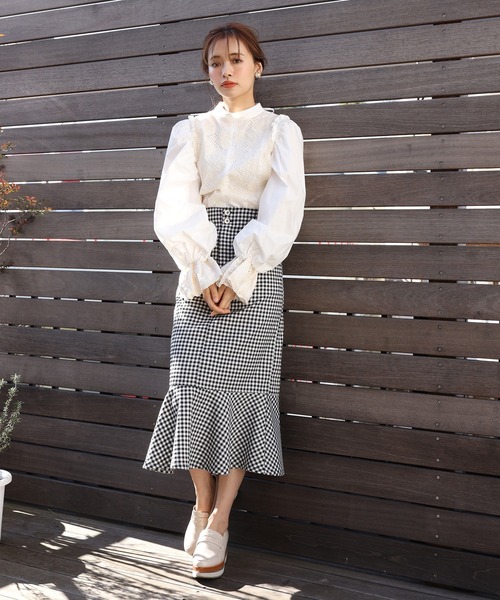 one after another NICE CLAUP（ワンアフターアナザーナイスクラップ）の「刺繍ブラウス（シャツ/ブラウス・レディース・ブラック/ベージュ/オフホワイト/サックスブルー・FREE）」の16枚目の写真