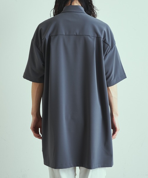 Lui's（ルイス）の「ライトスリットビッグ5分袖シャツコート（シャツ/ブラウス・メンズ・チャコールグレー/ブルー/ブラック・FREE）」の13枚目の写真