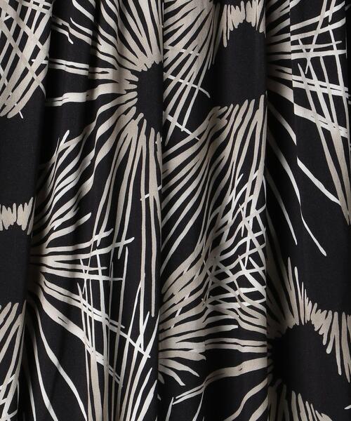 BEAUTY&YOUTH UNITED ARROWS（ビューティーアンドユースユナイテッドアローズ）の「BY アフリカンプリントゴムギャザーイージーパンツ -ウォッシャブル-（その他パンツ・レディース・ブラック/その他1・SMALL/MEDIUM）」の16枚目の写真