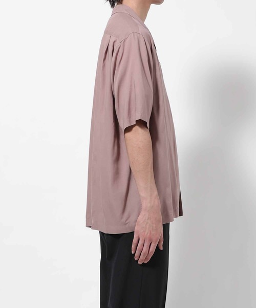 ADAM ET ROPE'(アダムエロペ)の「レーヨンドレープ ルーズシルエット オープンカラーシャツ/イージーケア/UNISEX(シャツ/ブラウス・メンズ・ブラック/ベージュ系その他/パープル系その他/ピンク系その他・M/L/XL)」の7枚目の写真