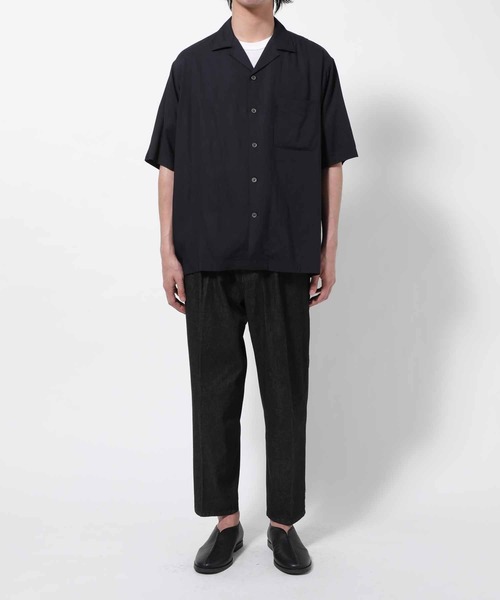 ADAM ET ROPE'(アダムエロペ)の「レーヨンドレープ ルーズシルエット オープンカラーシャツ/イージーケア/UNISEX(シャツ/ブラウス・メンズ・ブラック/ベージュ系その他/パープル系その他/ピンク系その他・M/L/XL)」の14枚目の写真