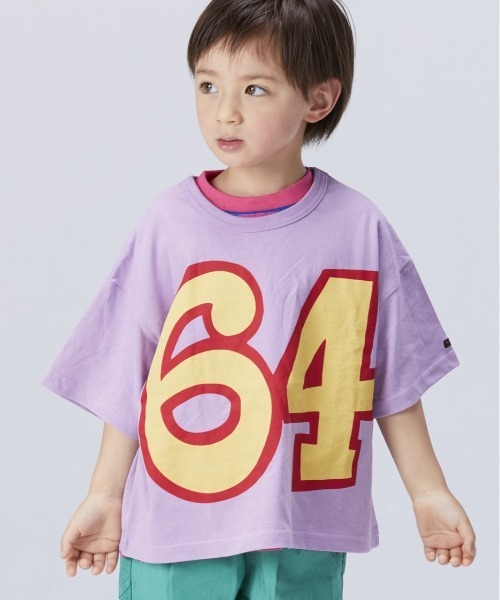BIG FIELD（ビッグフィールド）の「カレッジプリントTシャツ（80～150cm）（Tシャツ/カットソー・キッズ・ネイビー/ラベンダー/ライトピンク/ブラック/ホワイト・150/80/120/140/110/130/100/95/90）」の4枚目の写真