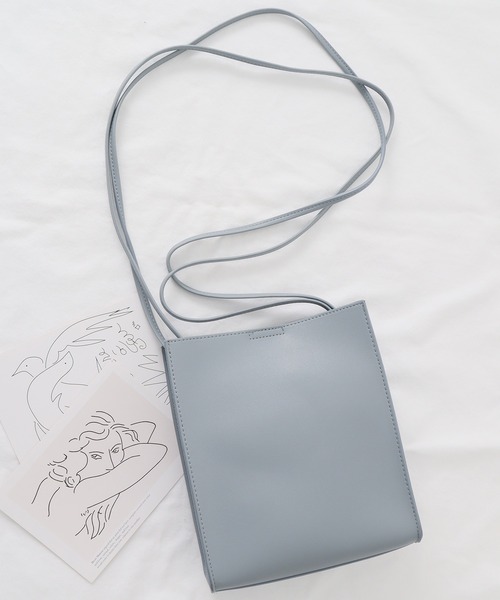 Honeys（ハニーズ）の「スクエアショルダーＢａｇ（ショルダーバッグ・レディース・ピンク系その他/ブルー/ホワイト/ブラック/グレイッシュベージュ/モカ/アイボリー/ピンク・FREE）」の6枚目の写真