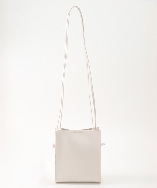 Honeys（ハニーズ）の「スクエアショルダーＢａｇ（ショルダーバッグ・レディース・ピンク系その他/ブルー/ホワイト/ブラック/グレイッシュベージュ/モカ/アイボリー/ピンク・FREE）」の13枚目の写真