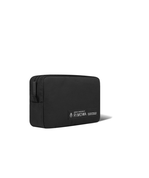 RIMOWA（リモワ）の「トラベルポーチ（トラベルグッズ・レディース・ブラック・ONE SIZE）」の2枚目の写真