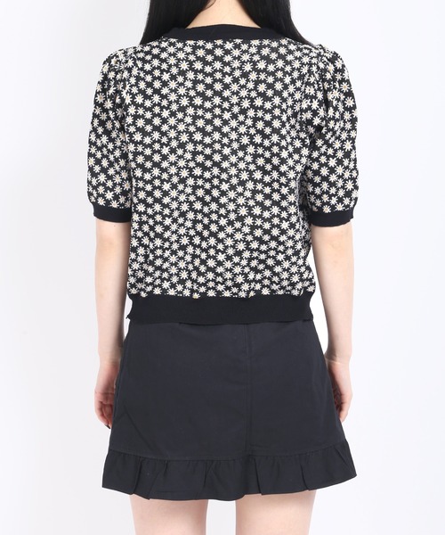 WC(ダブル シー)の「マーガレット半袖カーディガン(カーディガン/ボレロ・レディース・ブラック/ベージュ/サックスブルー・FREE)」の6枚目の写真