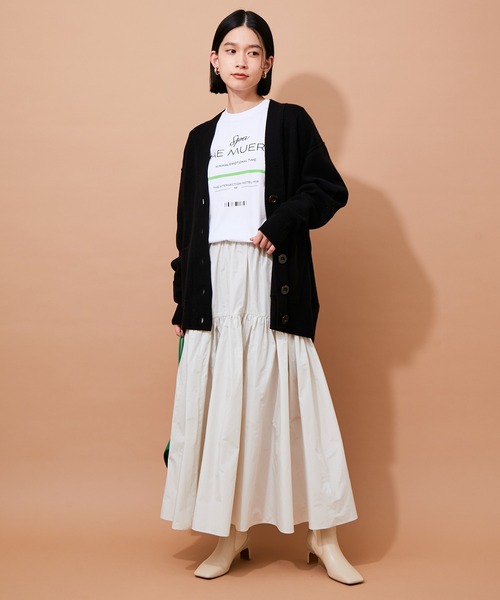ADAM ET ROPE'(アダムエロペ)の「ボックスシルエットカーディガン(カーディガン/ボレロ・レディース・ブラック/ピンク・FREE)」の18枚目の写真