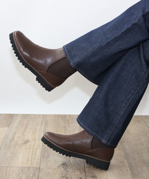 Fin（フィン）の「厚底サイドゴアブーツ【低反発スポンジ入り】（ブーツ・レディース・ブラック/ブラウン・LL/S/M/L）」の19枚目の写真