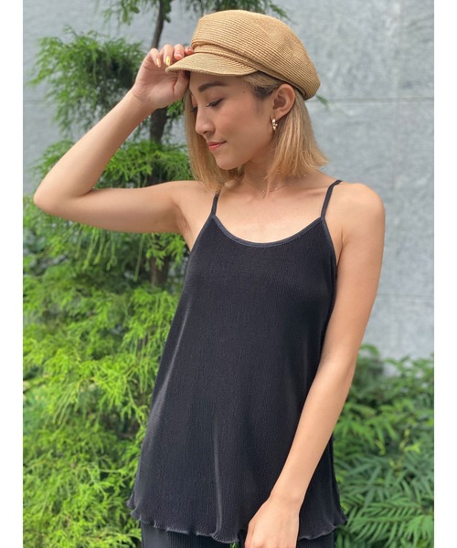 DURAS（デュラス）の「プリーツキャミトップス（キャミソール・レディース・ブラック/ベージュ/カーキ・FREE）」の5枚目の写真