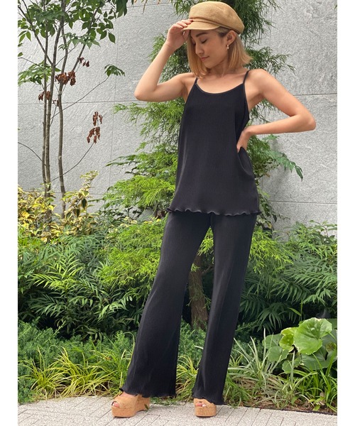 DURAS（デュラス）の「プリーツキャミトップス（キャミソール・レディース・ブラック/ベージュ/カーキ・FREE）」の9枚目の写真