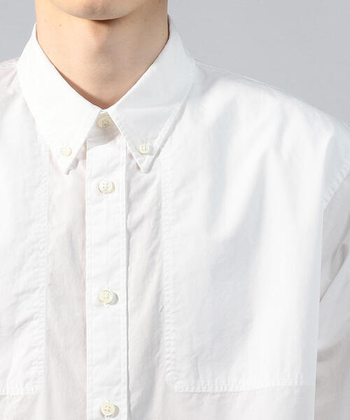 TOMORROWLAND (トゥモローランド)の「コットンタイプライター ショルダーパッチシャツ(シャツ/ブラウス・メンズ・ホワイト・S/M/XS)」の3枚目の写真