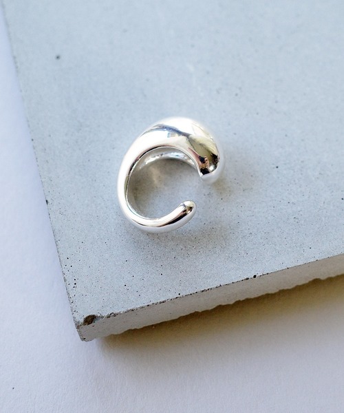 SIGNAL（シグナル）の「【SIGNAL/シグナル】Bold Line Ear Cuff / ボールドラインイヤーカフ（イヤーカフ・レディース・シルバー/ゴールド・FREE）」の8枚目の写真