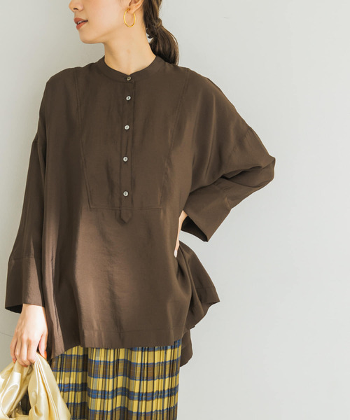 URBAN RESEARCH(アーバンリサーチ)の「フロントデザインドルマンブラウス(Tシャツ/カットソー・レディース・ブラック/ブラウン/ブルー系その他/オフホワイト・FREE)」の3枚目の写真