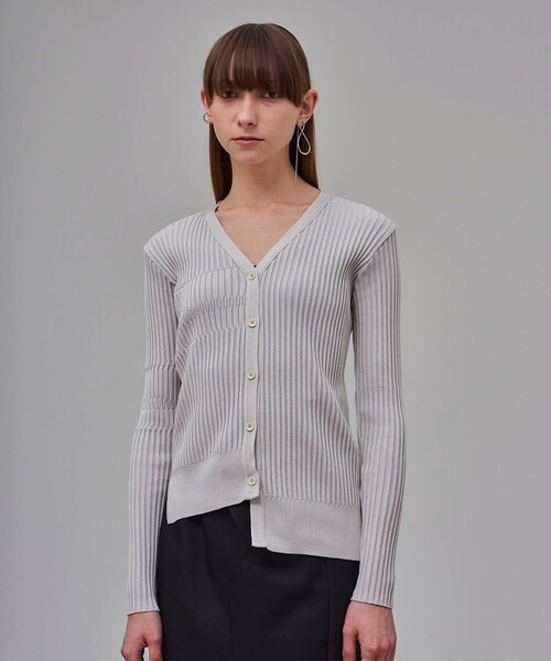 UNITED TOKYO（ユナイテッドトウキョウ）の「クロスリブカーディガン（カーディガン/ボレロ・レディース・ブラック/ブルー/アイボリー・FREE）」の2枚目の写真