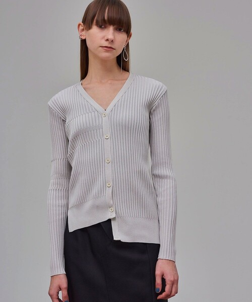 UNITED TOKYO（ユナイテッドトウキョウ）の「クロスリブカーディガン（カーディガン/ボレロ・レディース・ブラック/ブルー/アイボリー・FREE）」の10枚目の写真