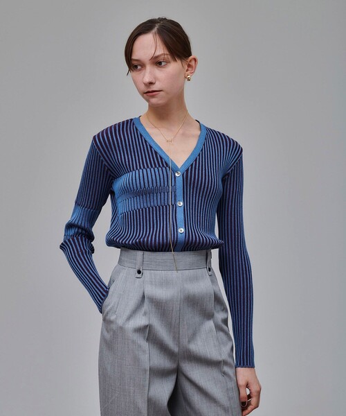 UNITED TOKYO（ユナイテッドトウキョウ）の「クロスリブカーディガン（カーディガン/ボレロ・レディース・ブラック/ブルー/アイボリー・FREE）」の12枚目の写真