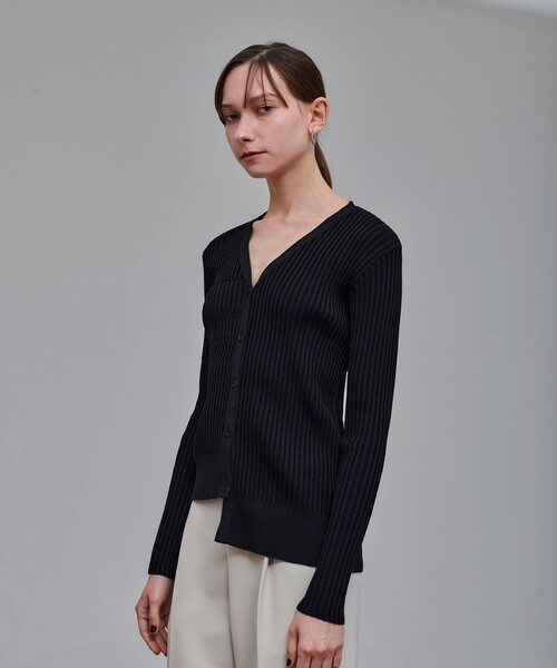 UNITED TOKYO（ユナイテッドトウキョウ）の「クロスリブカーディガン（カーディガン/ボレロ・レディース・ブラック/ブルー/アイボリー・FREE）」の5枚目の写真