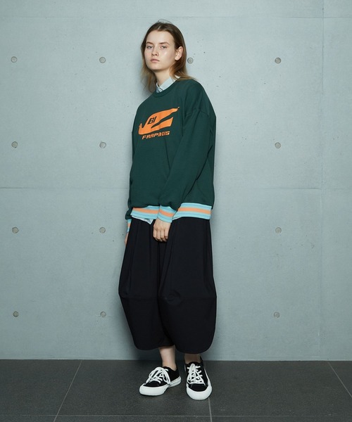 FRAPBOIS（フラボア）の「FRAPBOIS×BRANIFF INTERNATIONAL スウェット（スウェット・レディース・ネイビー/グリーン・1/2）」の8枚目の写真