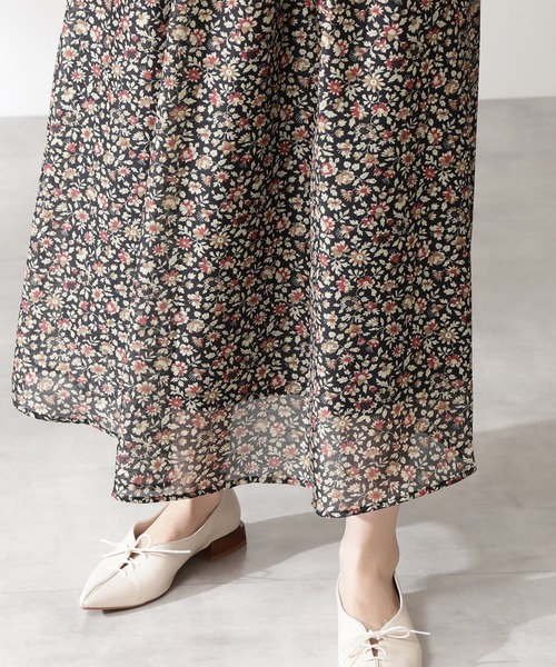 N.(N. Natural Beauty Basic)(エヌエヌナチュラルビューティーベーシック)の「【S Size Line】◆ダークフローラル長袖ワンピース(ワンピース・レディース・ブラック系その他/ブルー系その他/レッド系その他・SMALL/MEDIUM)」の6枚目の写真