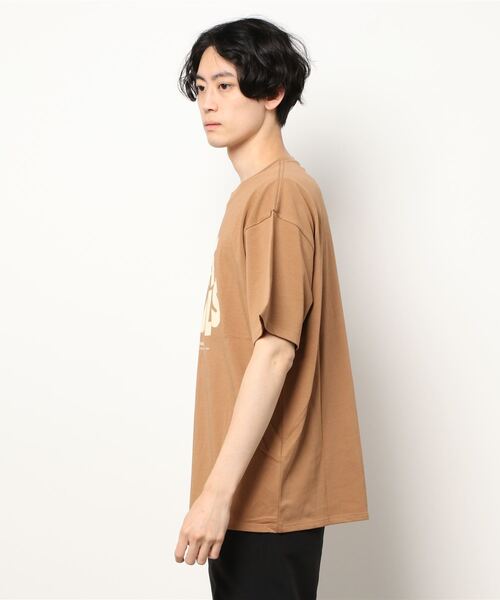 Saturdays NYC（サタデーズ ニューヨークシティ ）の「Surf Trails Standard S/S Tee（Tシャツ/カットソー・メンズ・ダークブラウン/ブラック・L/M/S/XL/X-SMALL）」の3枚目の写真