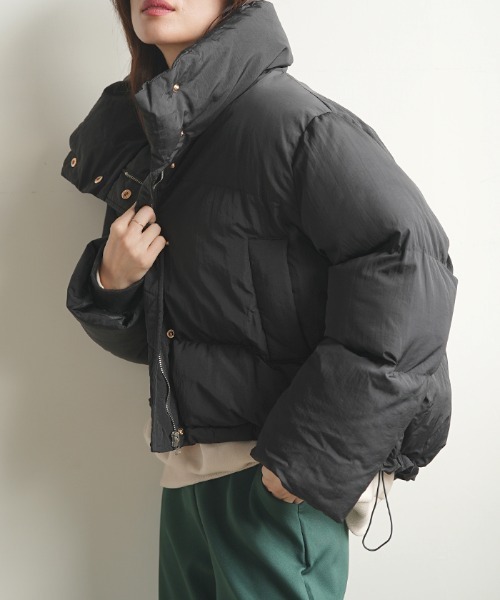 Futier land（フューティアランド）の「ショート丈ダウンジャケット（ダウンジャケット/コート・レディース・ブラック/グリーン・FREE）」の13枚目の写真