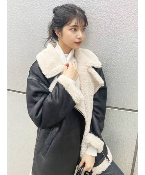MURUA(ムルーア)の「ルーズフェイクムートン(ブルゾン・レディース・ブラック・1/2)」の7枚目の写真