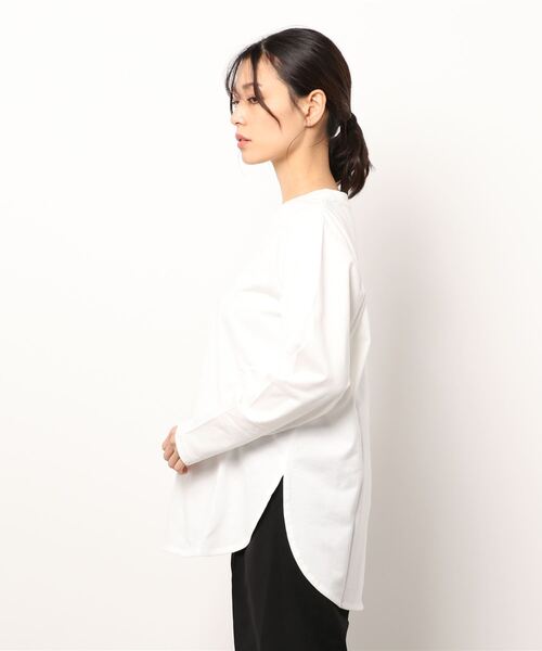 INED(イネド)の「ロングスリーブTシャツ(Tシャツ/カットソー・レディース・オフホワイト・9号)」の2枚目の写真