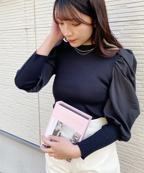 Loueme(ルエム)の「異素材ドッキングパワショルリブトップス(Tシャツ/カットソー・レディース・ホワイト/ブラック・FREE)」の5枚目の写真