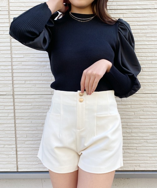 Loueme(ルエム)の「異素材ドッキングパワショルリブトップス(Tシャツ/カットソー・レディース・ホワイト/ブラック・FREE)」の9枚目の写真