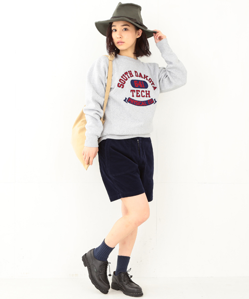 CHESWICK(チェスウィック)の「◎CHESWICK / チェーン刺繍 カレッジスウェット 15SS(スウェット・レディース・アイボリー/ヘザ-グレー/ネイビー・ONE SIZE)」の5枚目の写真
