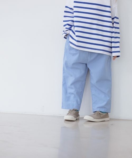 LOWRYS FARM(ローリーズファーム)の「ナイロンテーパードパンツ 264768(その他パンツ・キッズ・ブルー/レッド/ネイビー・130cm/110cm/120cm/150cm/140cm)」の1枚目の写真