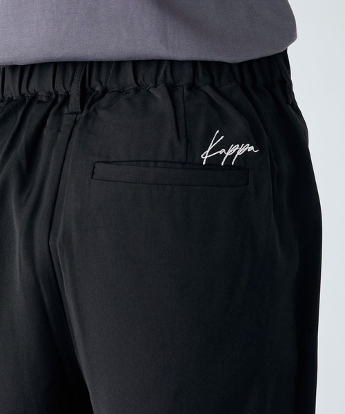 Kappa（カッパ）の「Kappa / カッパ 別注 ロゴ刺繍 イージータック ドレープ ワイドシルエットパンツ（スラックス・メンズ・ブラック/グレー系その他/アイボリー/ブラウン系その他/チャコールグレー・M/L）」の7枚目の写真