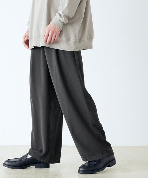 Kappa（カッパ）の「Kappa / カッパ 別注 ロゴ刺繍 イージータック ドレープ ワイドシルエットパンツ（スラックス・メンズ・ブラック/グレー系その他/アイボリー/ブラウン系その他/チャコールグレー・M/L）」の20枚目の写真