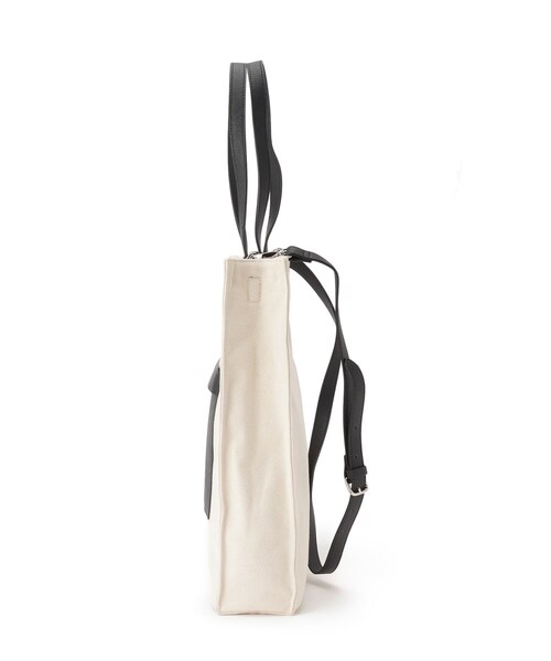 tk.TAKEO KIKUCHI(ティーケータケオキクチ)の「◆キャンバス×サフィアーノトート(トートバッグ・レディース・ホワイト系5/ブラック系4・00)」の4枚目の写真