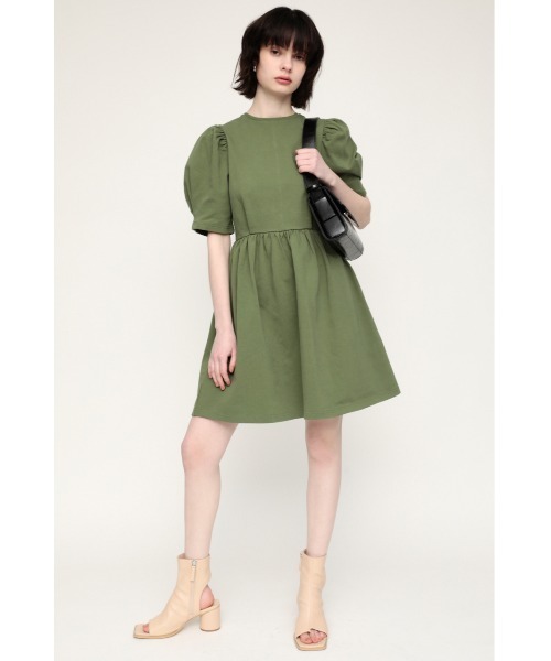 SLY（スライ）の「PUFF S/L OP パフスリーブ ワンピース（ワンピース・レディース・ブラック/カーキ・1/2）」の3枚目の写真