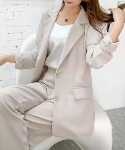 sakishimatokyo(サキシマトーキョー)の「カラーセットアップ(ノーカラージャケット・レディース・ブラック/ベージュ/アイボリー・FREE)」の1枚目の写真