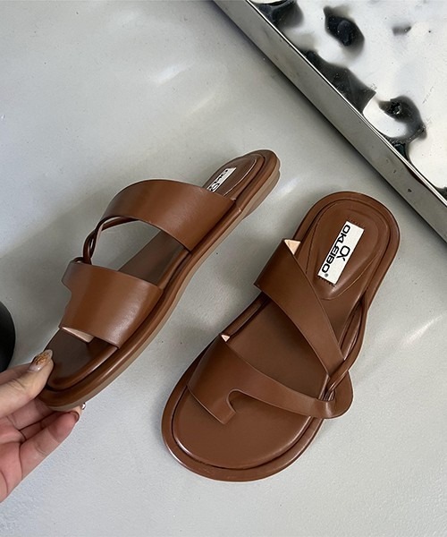 La-gemme（ラジェム）の「クロスベルトサンダル（サンダル・レディース・オフホワイト/イエロー/ブラウン/ブラック・38/36/39/35/37）」の21枚目の写真