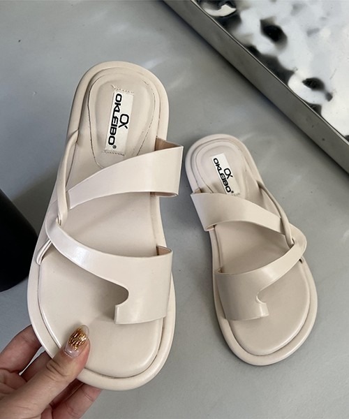 La-gemme（ラジェム）の「クロスベルトサンダル（サンダル・レディース・オフホワイト/イエロー/ブラウン/ブラック・38/36/39/35/37）」の5枚目の写真