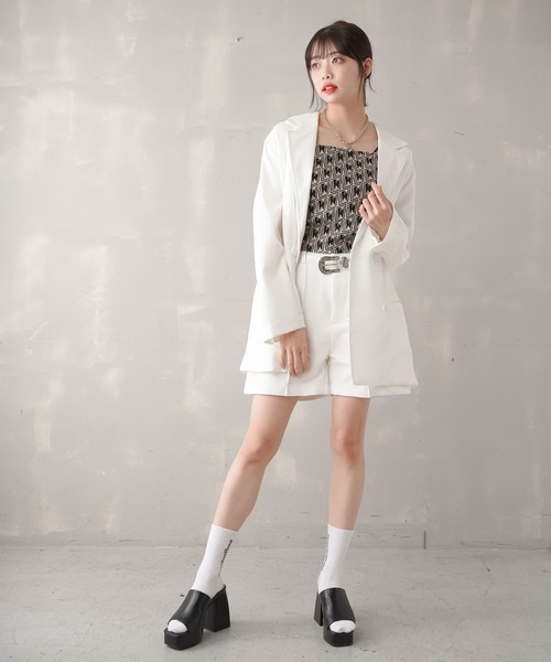 SPINNS（スピンズ）の「モノグラムデザインジャガードキャミソール（キャミソール・レディース・ブラック×ホワイト/ベージュ×ブラック・ONESIZE）」の21枚目の写真