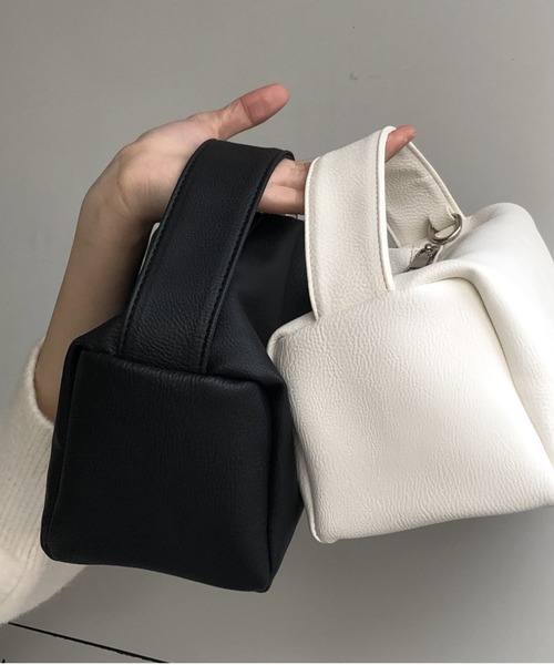 yuue' ( wear )(ユーイ)の「2way ボストンバッグ / ショルダーバッグ(ショルダーバッグ・レディース・ホワイト/ブラック/オレンジ/グリーン・FREE)」の3枚目の写真