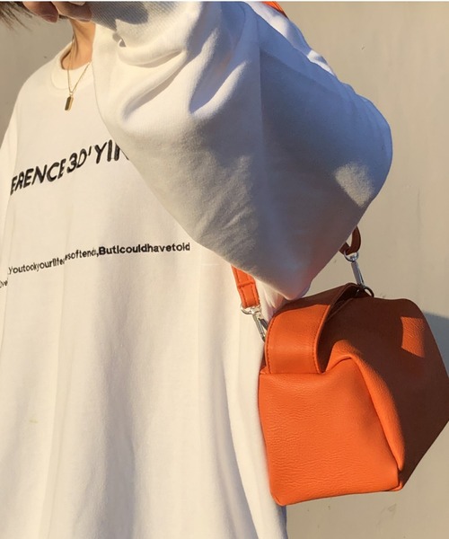 yuue' ( wear )(ユーイ)の「2way ボストンバッグ / ショルダーバッグ(ショルダーバッグ・レディース・ホワイト/ブラック/オレンジ/グリーン・FREE)」の14枚目の写真